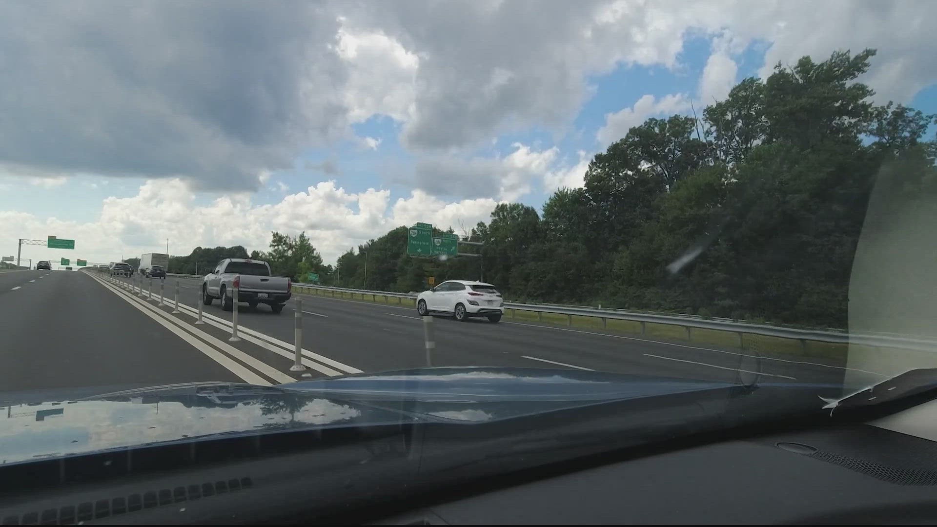 Couple claims E-ZPass Flex system along I-66 Outside the Beltway repeatedly charging them for tolls they shouldn't have to pay