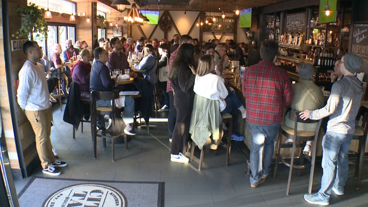 World Cup brings big crowds to DC bars, restaurants