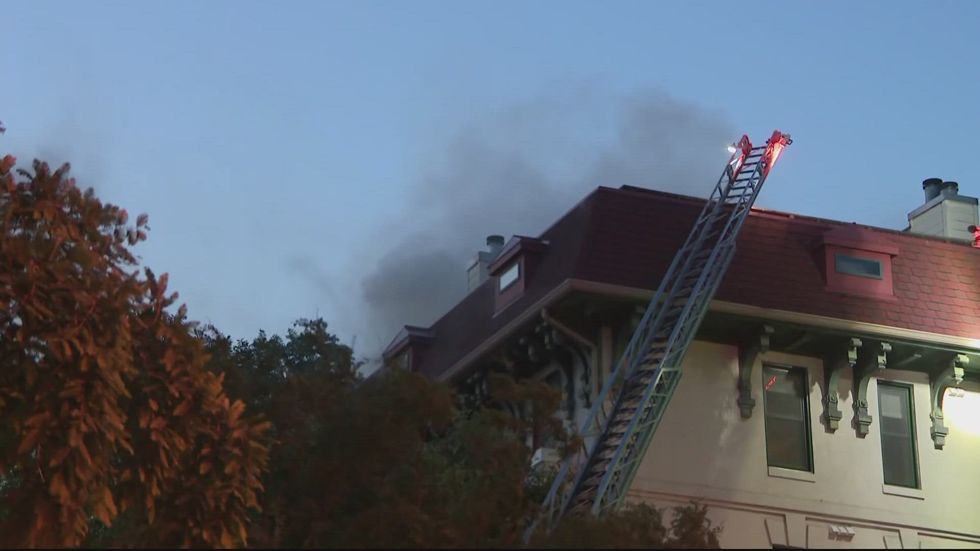 Firefighters Save Northwest Dc Apartment Building Twice From Fire 