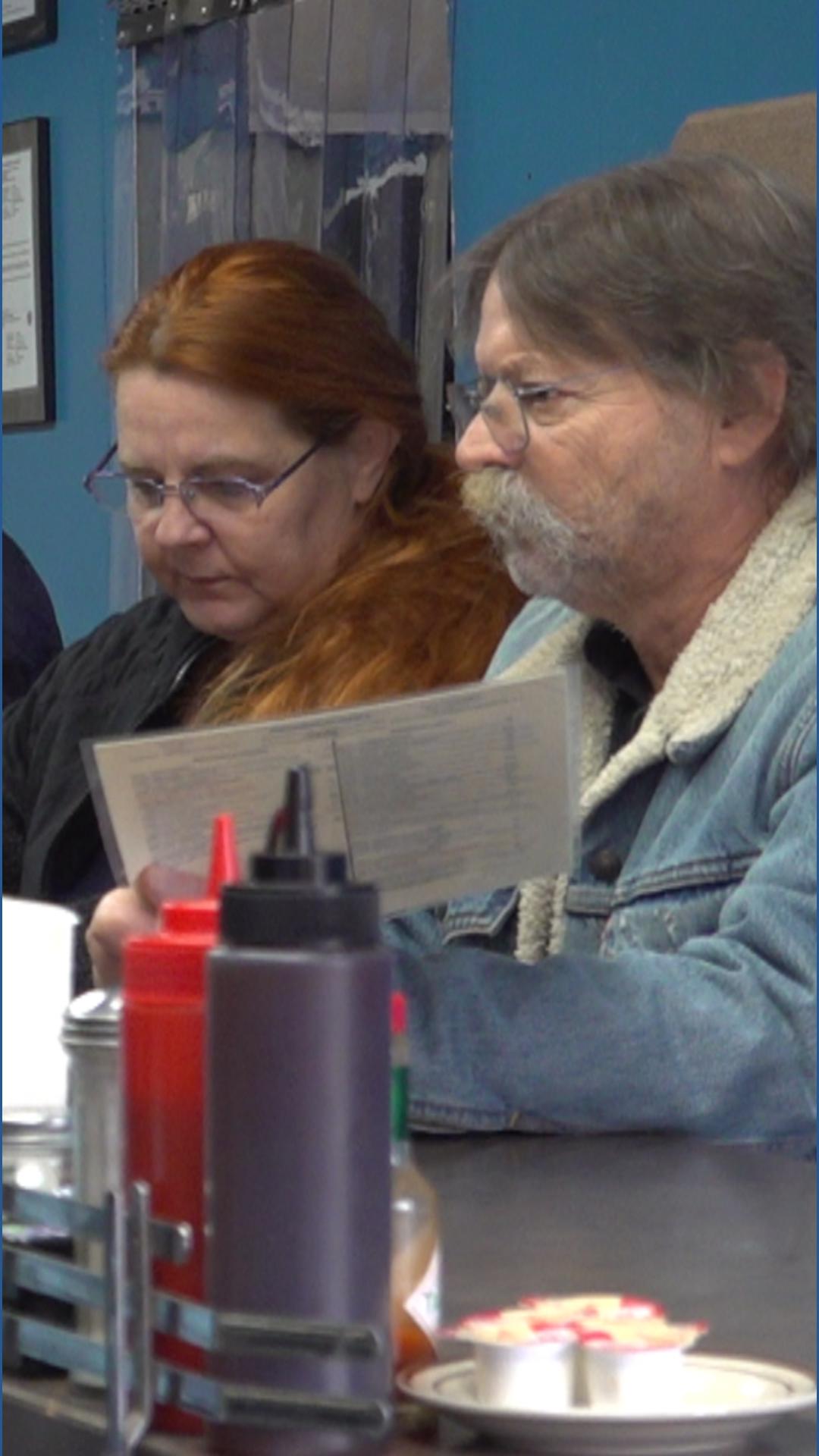 Winchester diners mixed on key Virginia races as early voting surges ...