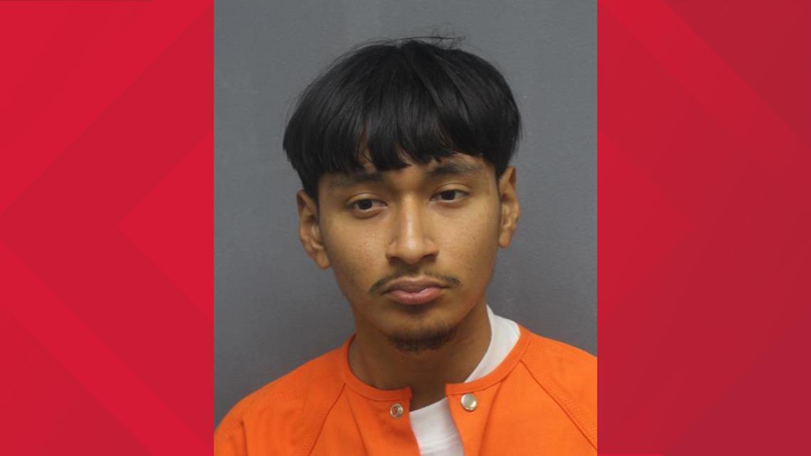 Manassas man tried to solicit sexual content from children under 10 with Roblox currency, police say