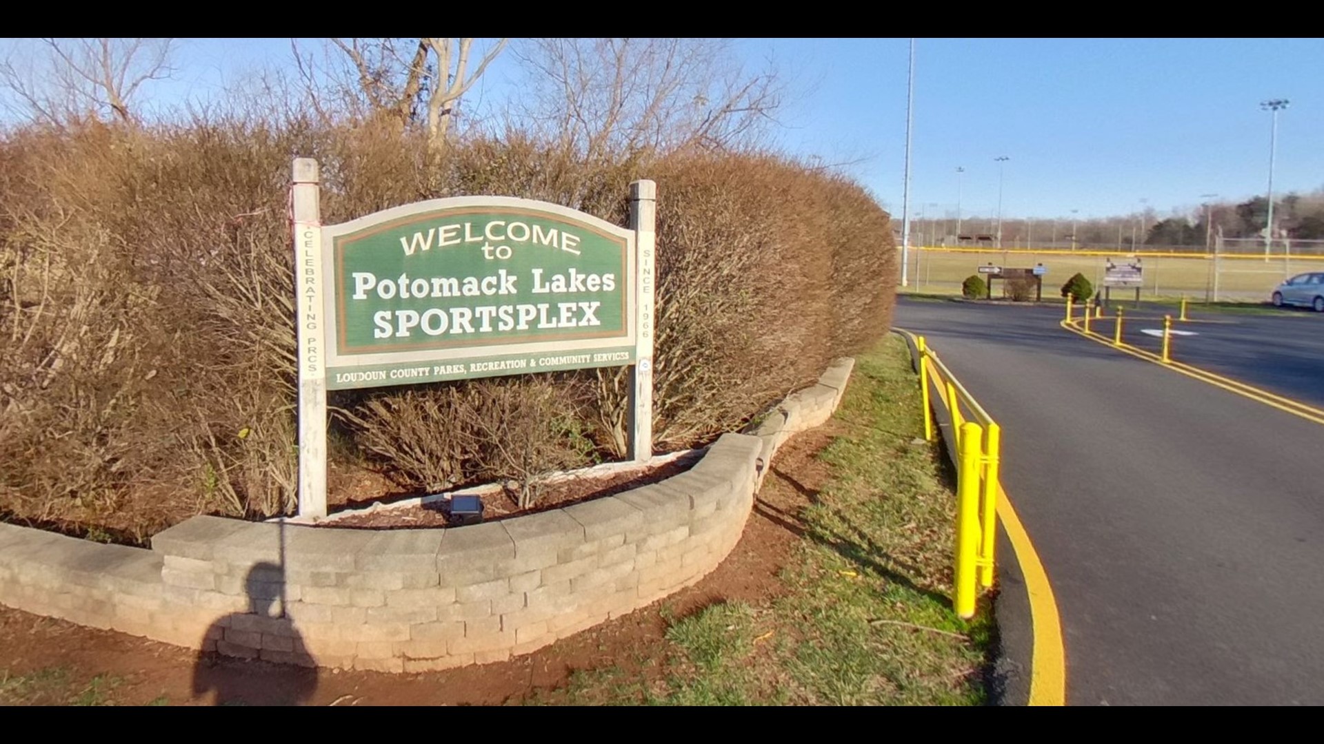 KNOW THE LAWS Dog leash laws in DC, MD and VA