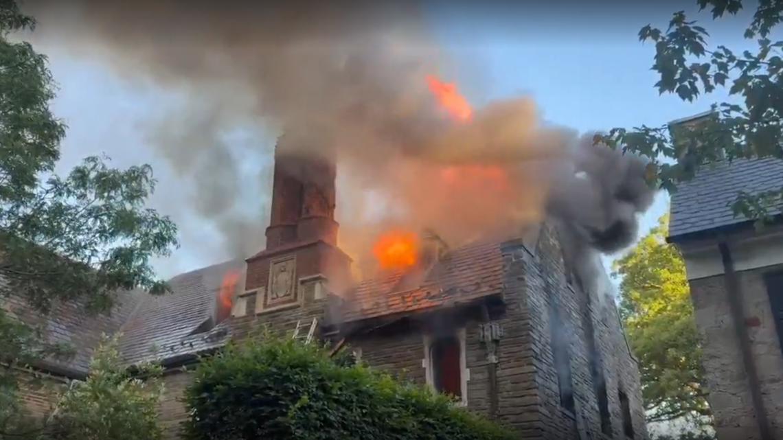 Kalorama house fire reignites after being extinguished | wusa9.com