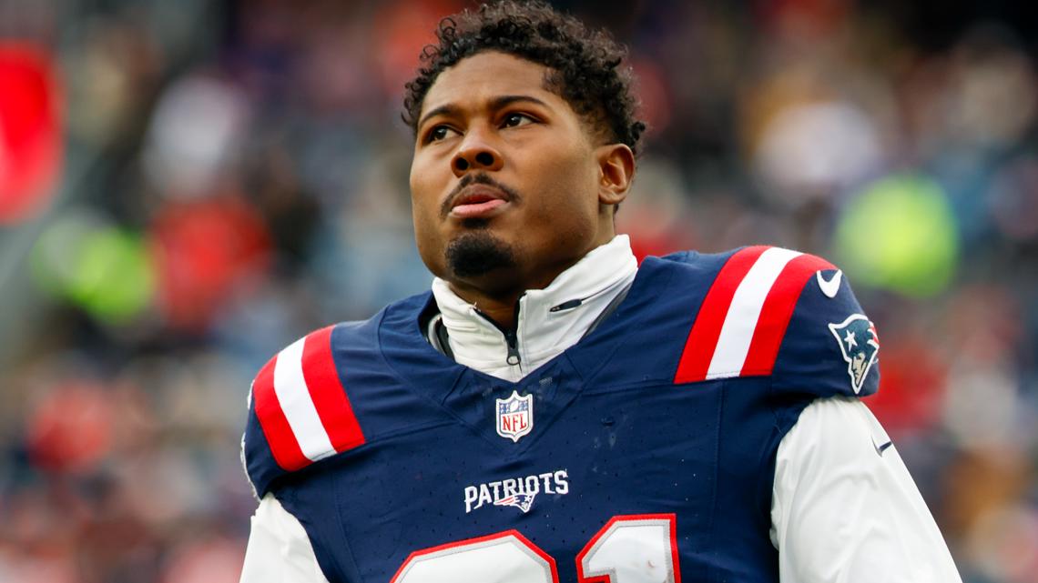 Jonathan Jones to join Commanders, signs 1-year deal | wusa9.com