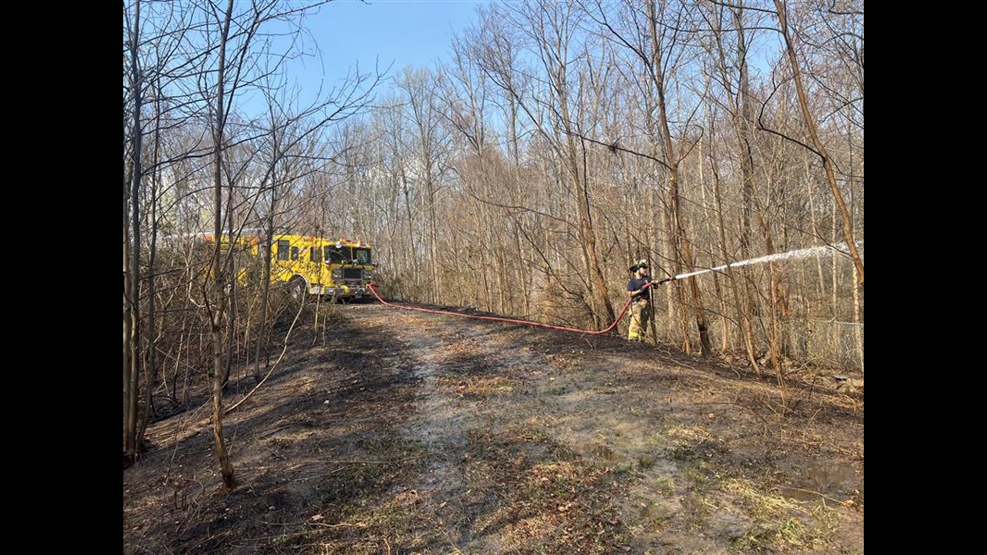 Crews monitoring brush fire that closed Route 1 in Prince William ...