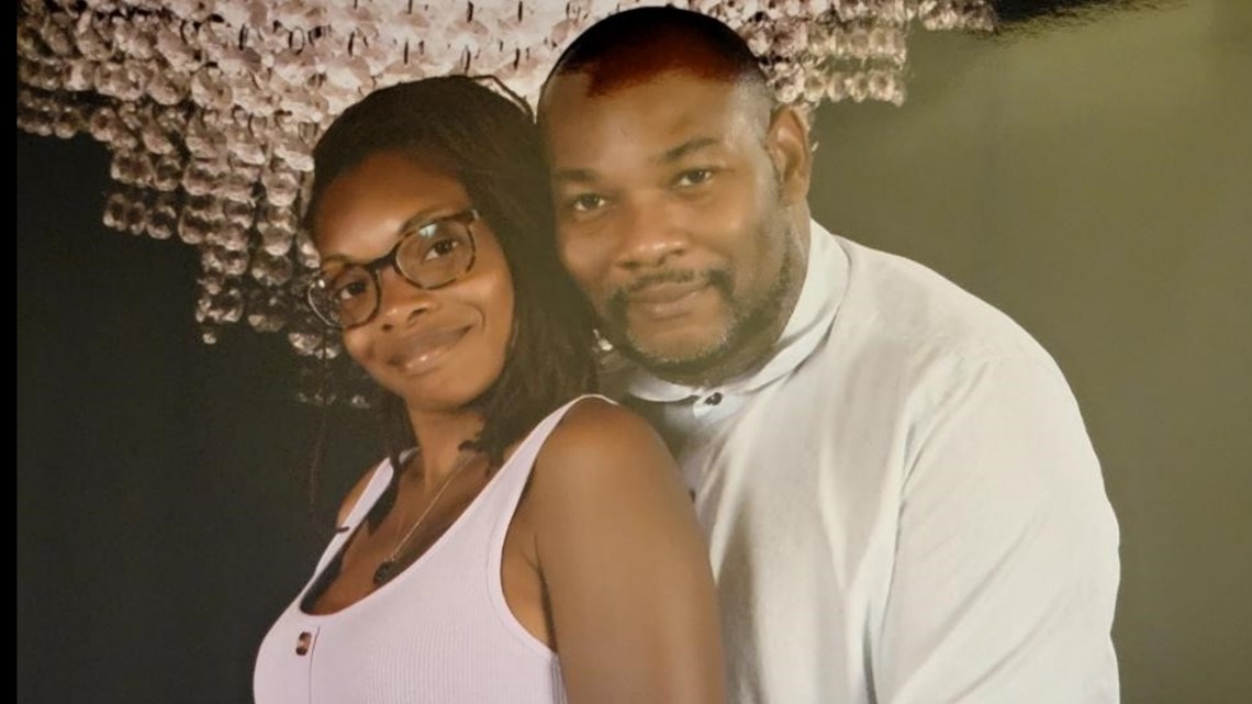 Widow of supermarket security guard mourns husband's death - Vimarsana News