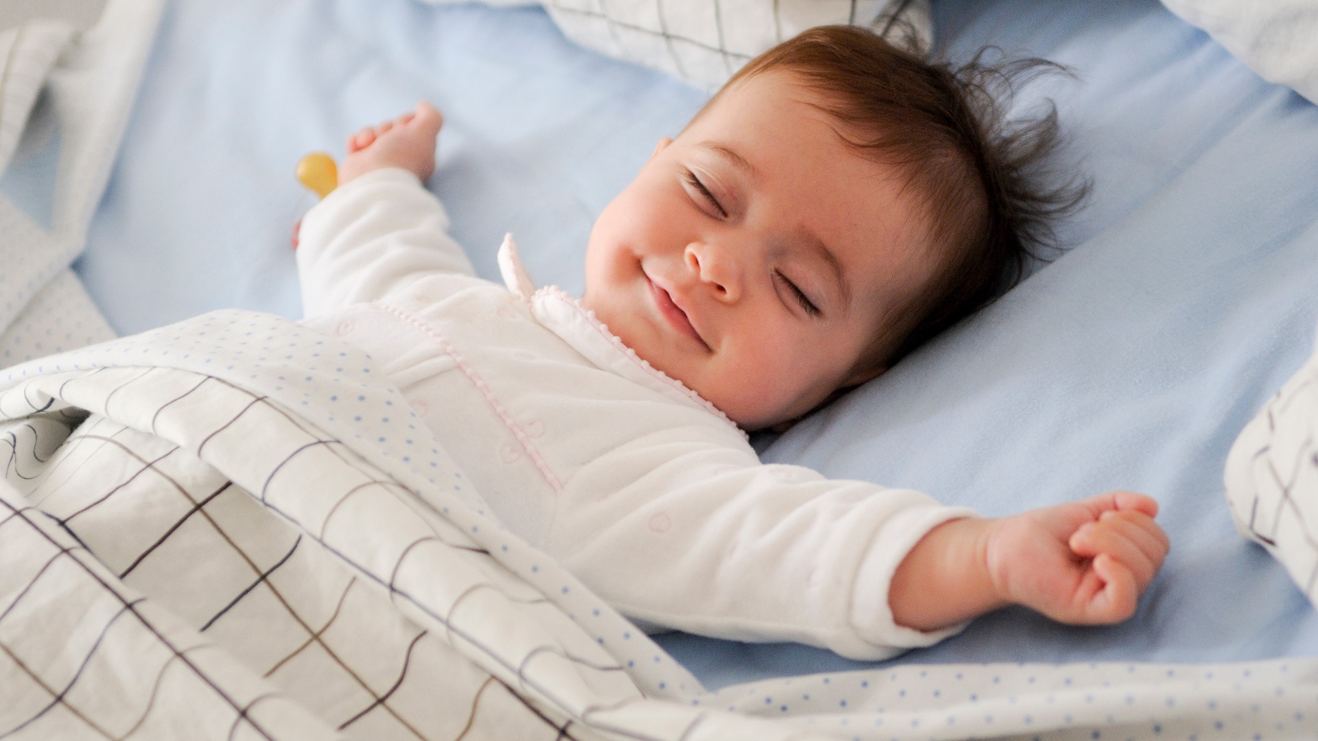 Certified Infant Massage Instructor and Founder of Kahlmi Elina Furman explains how babies can sleep better with an infant massage.
