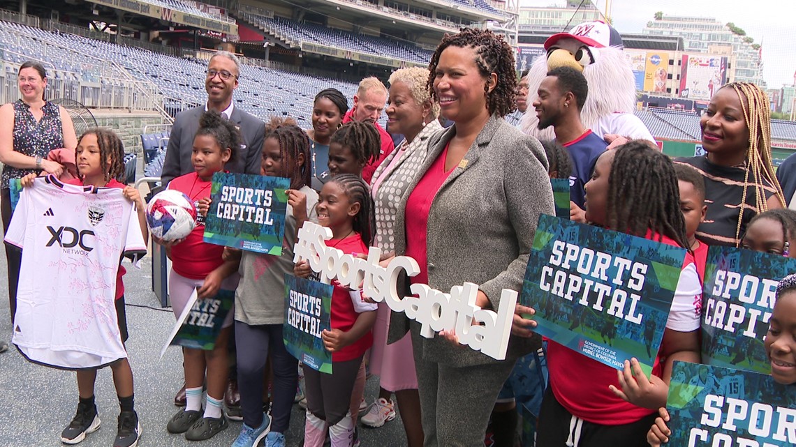 DMV leaders make their pitch for Commanders stadium