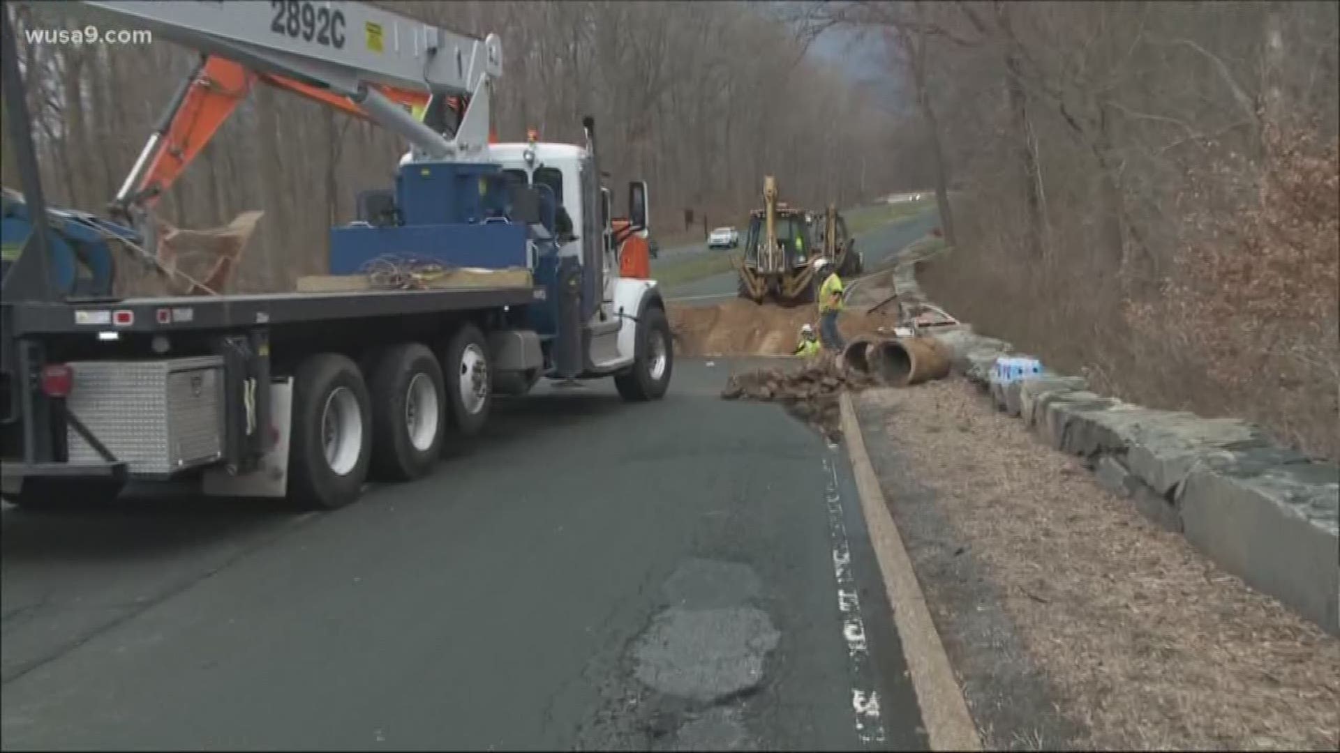 The Northbound lanes between Route 123 and the Beltway will be closed all weekend because of a sinkhole.