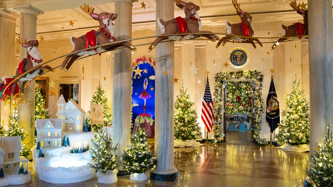 Army wife volunteers to decorate White House for holidays