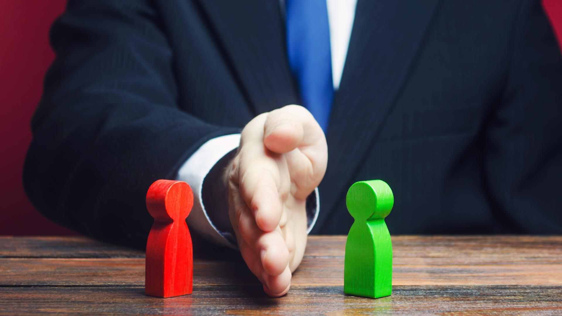 Dr. Elijah Nicholas shares tips on how to build unity across political lines. 