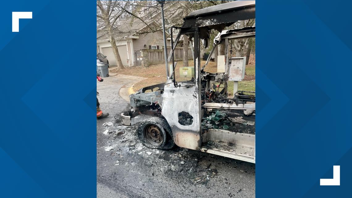 USPS truck catches fire in Montgomery Village, Maryland | wusa9.com
