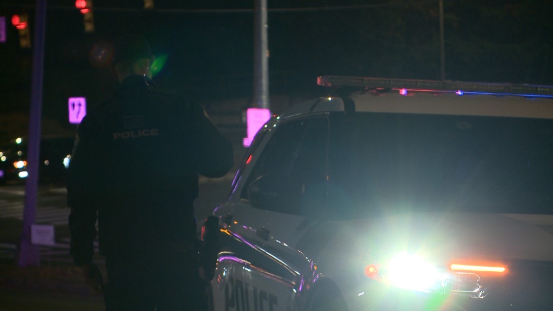 Man shot by police ending 7-Eleven barricade