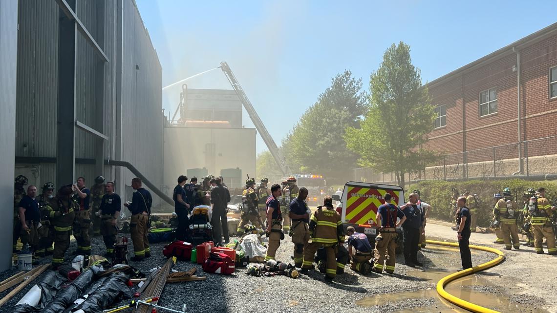 2-alarm fire damages Maryland commercial bakery, 3 rescued