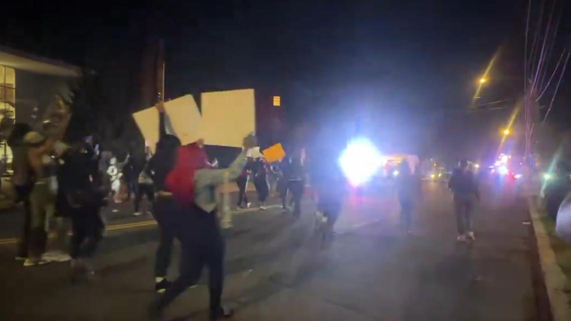 DC Police: Bottles and rocks thrown at officers during protest | wusa9.com