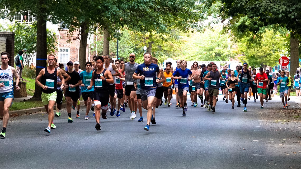 Runners celebrate community tradition at Kentlands 5K