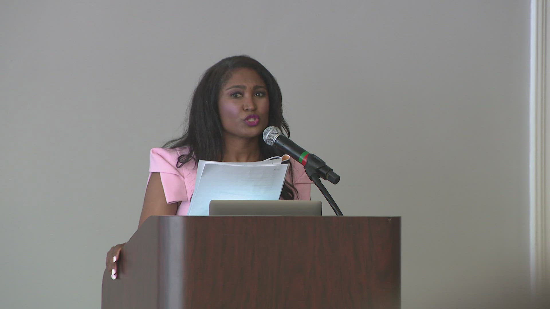 OUR MIRI MARSHALL SERVED AS EMCEE FOR THE WOMEN OF PRINCE GEORGE'S COUNTY'S -- 14th ANNUAL WOMEN'S CONFERENCE.