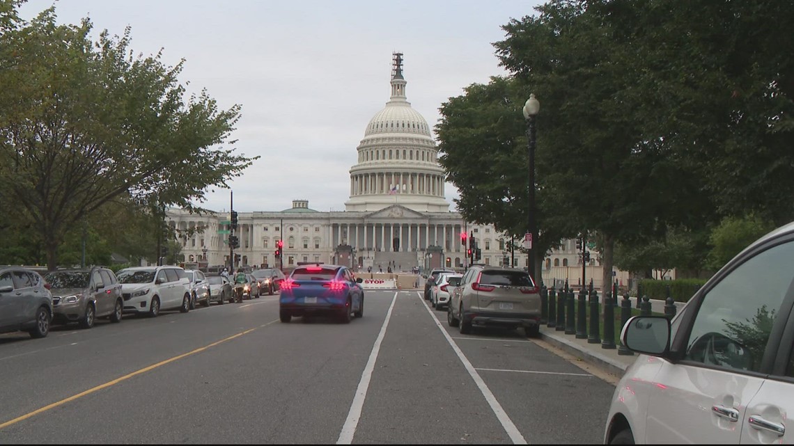 Congress Narrowly Escapes A Government Shutdown | Wusa9.com