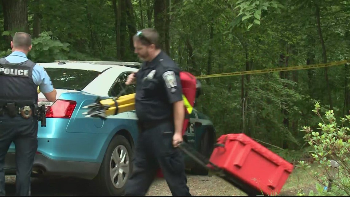 3 family members stabbed to death in Prince William County Virginia 3 family members stabbed to death in Prince William County Virginia