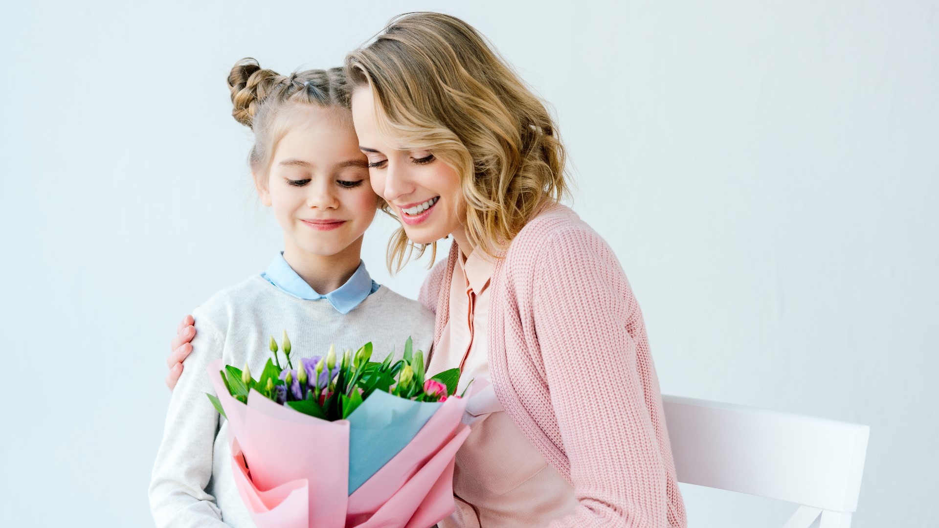 Sponsored by: Zulily. Check out these Mother's Day deals from Zulily. For more info go to zulily.com.