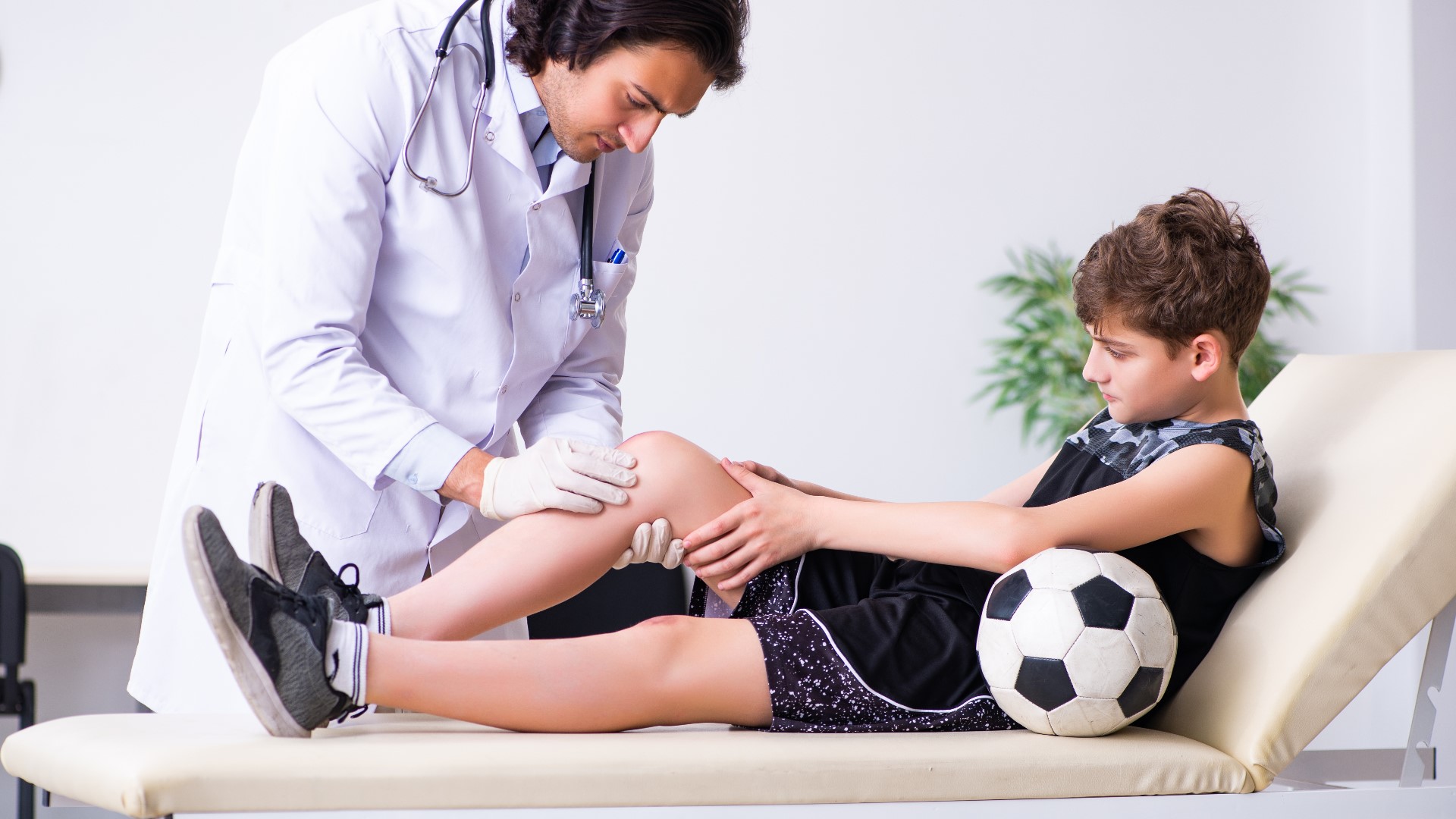 Dr. Jerod Felice from FX Physical Therapy shares how kids can prevent getting injured on the field while playing sports.
