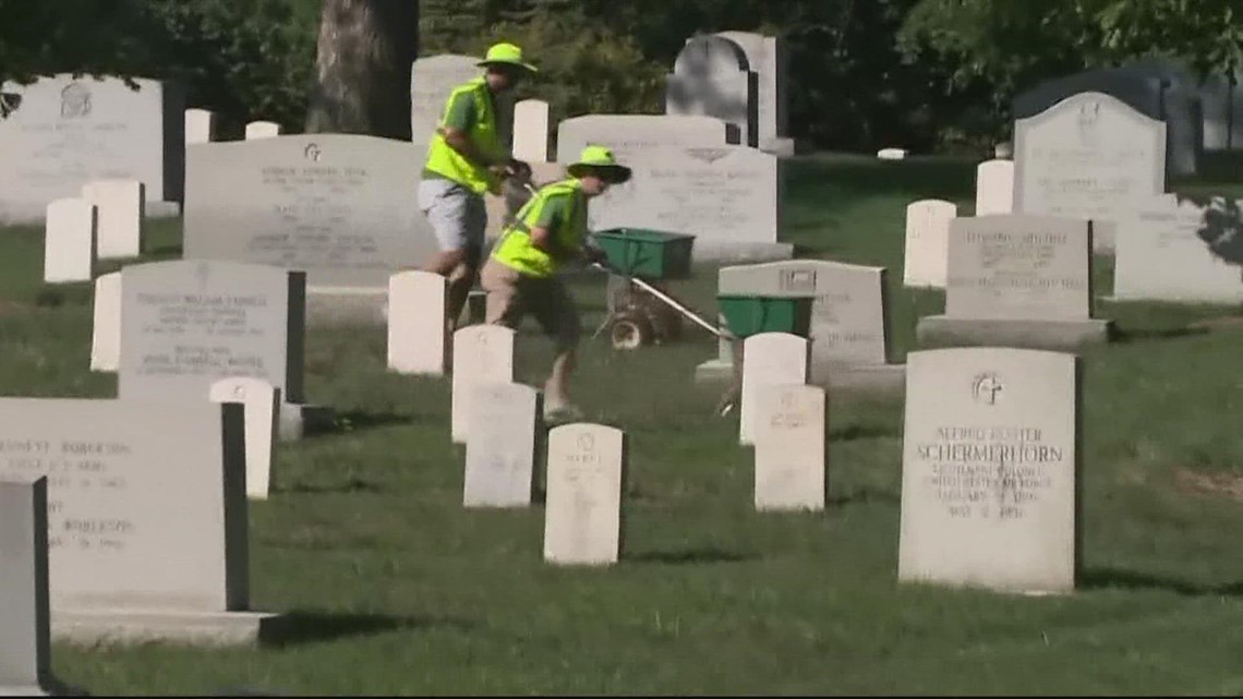 Landscapers protect DC landmarks - Vimarsana News