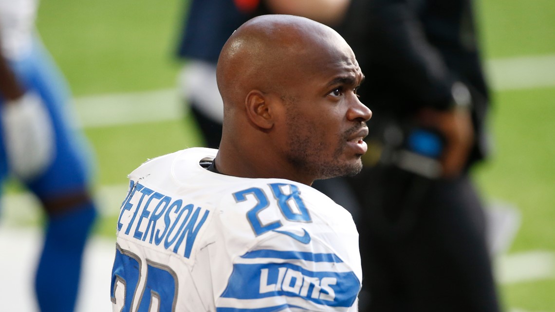 Report: Washington Football Team releasing Adrian Peterson