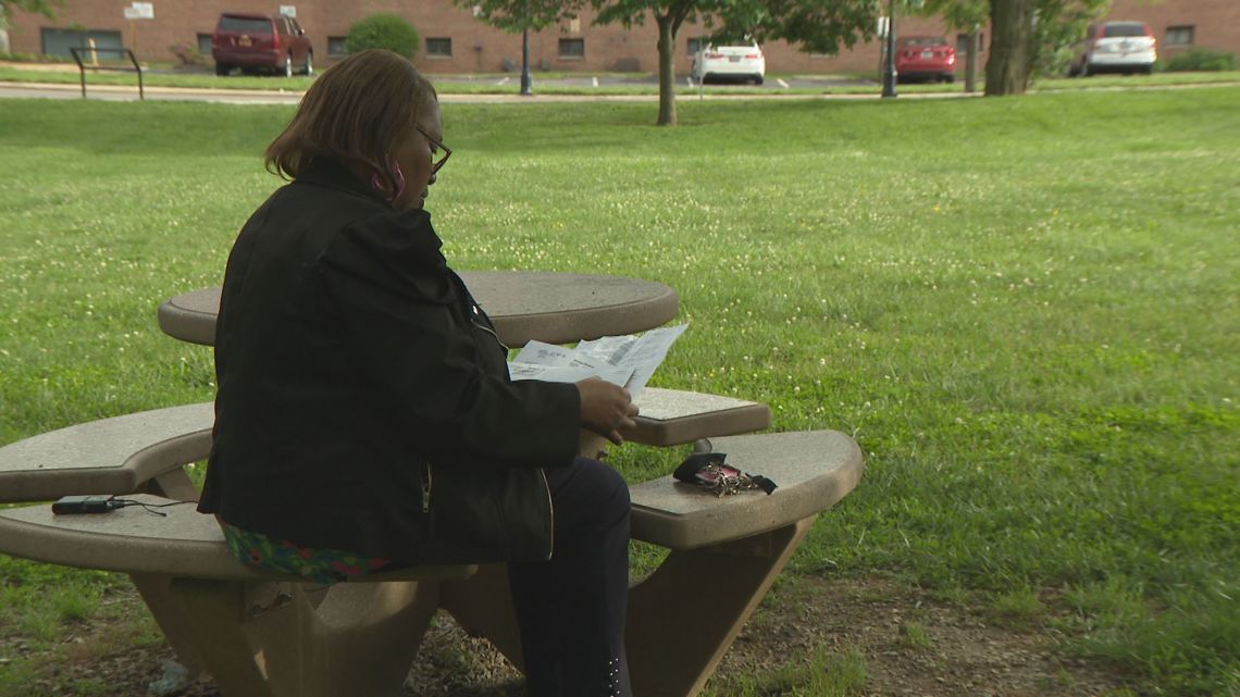 Maryland woman upset after being told she couldn't vote - Vimarsana News