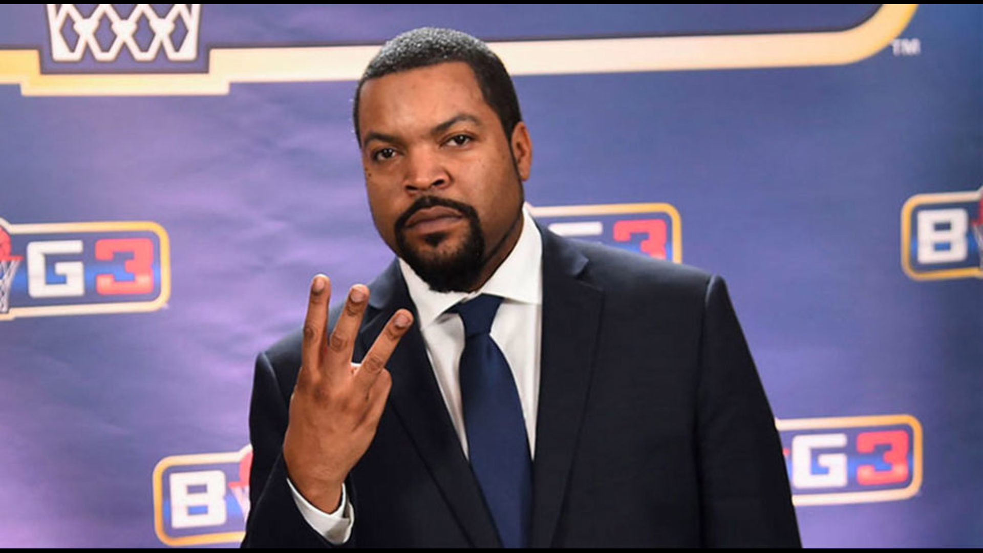 Ice Cube & Jeff Kwatinetz discuss what to expect in the 7th season of BIG3 and Ice Cube's thought process behind offering Caitlin Clark a contract in the league.