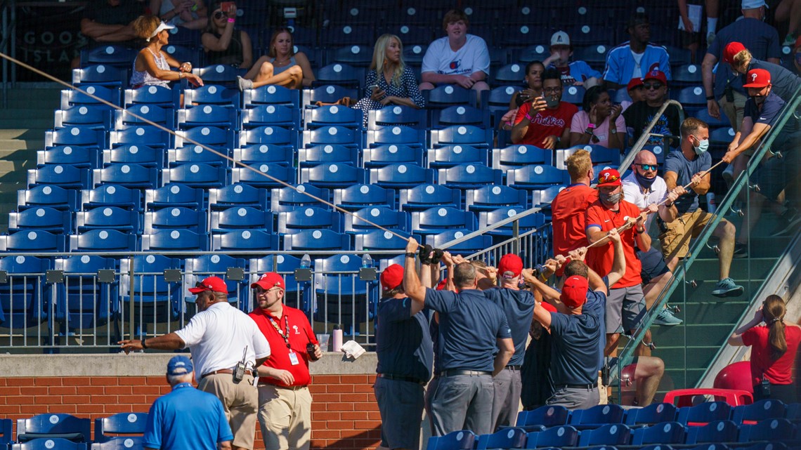 Netting falls during Nationals-Phillies game at Citizens Bank Park