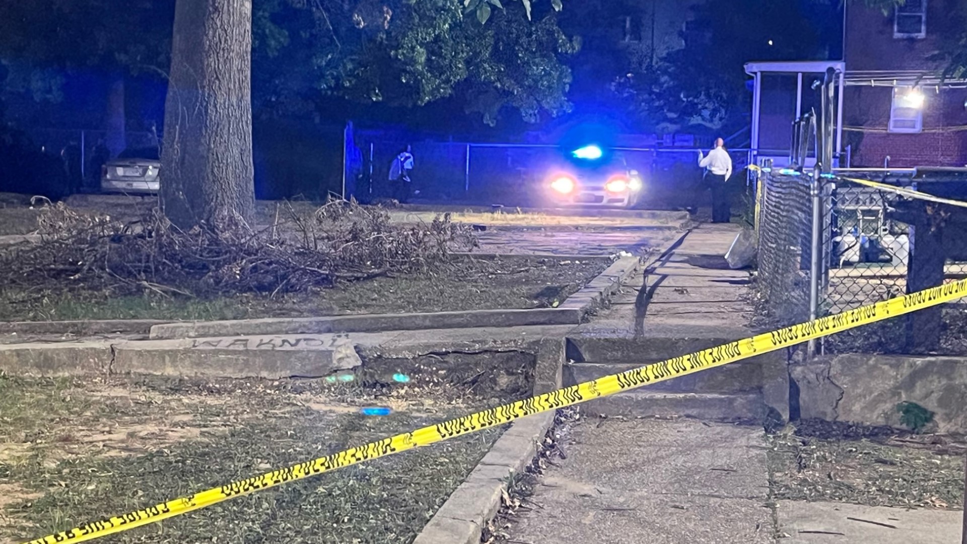 Man found shot in head inside stolen car in DC | wusa9.com