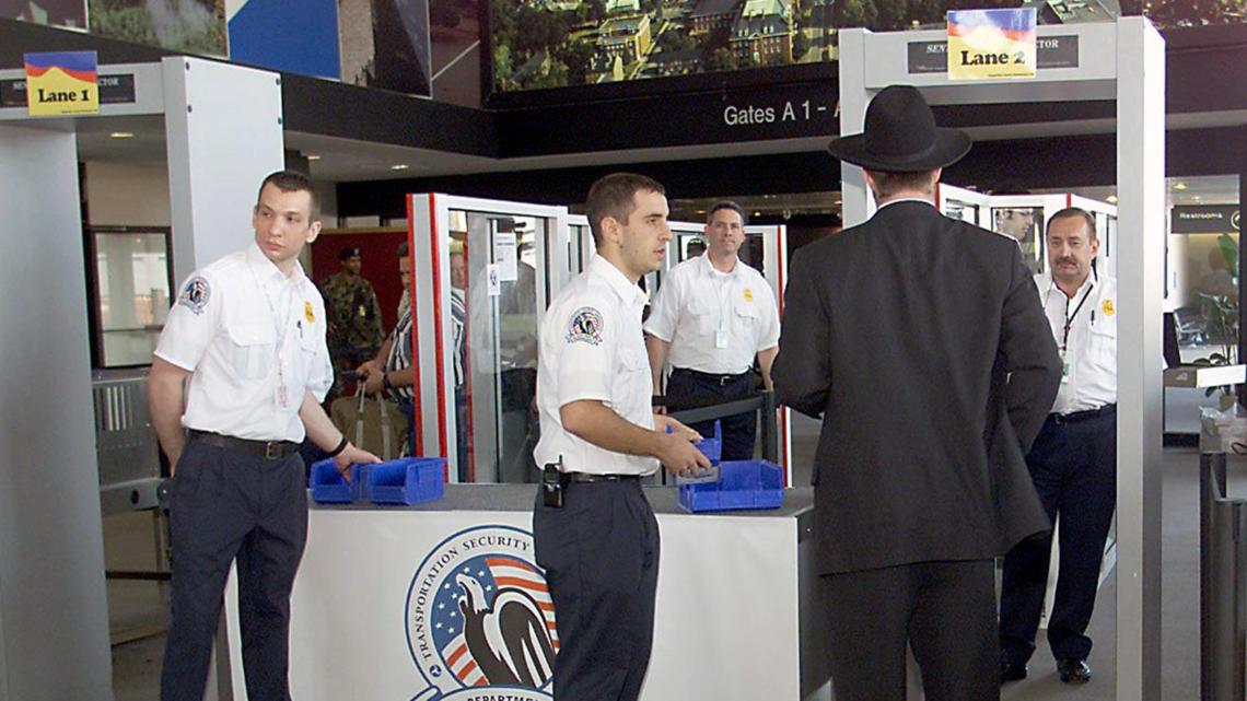 How to check TSA wait times at DMV airports