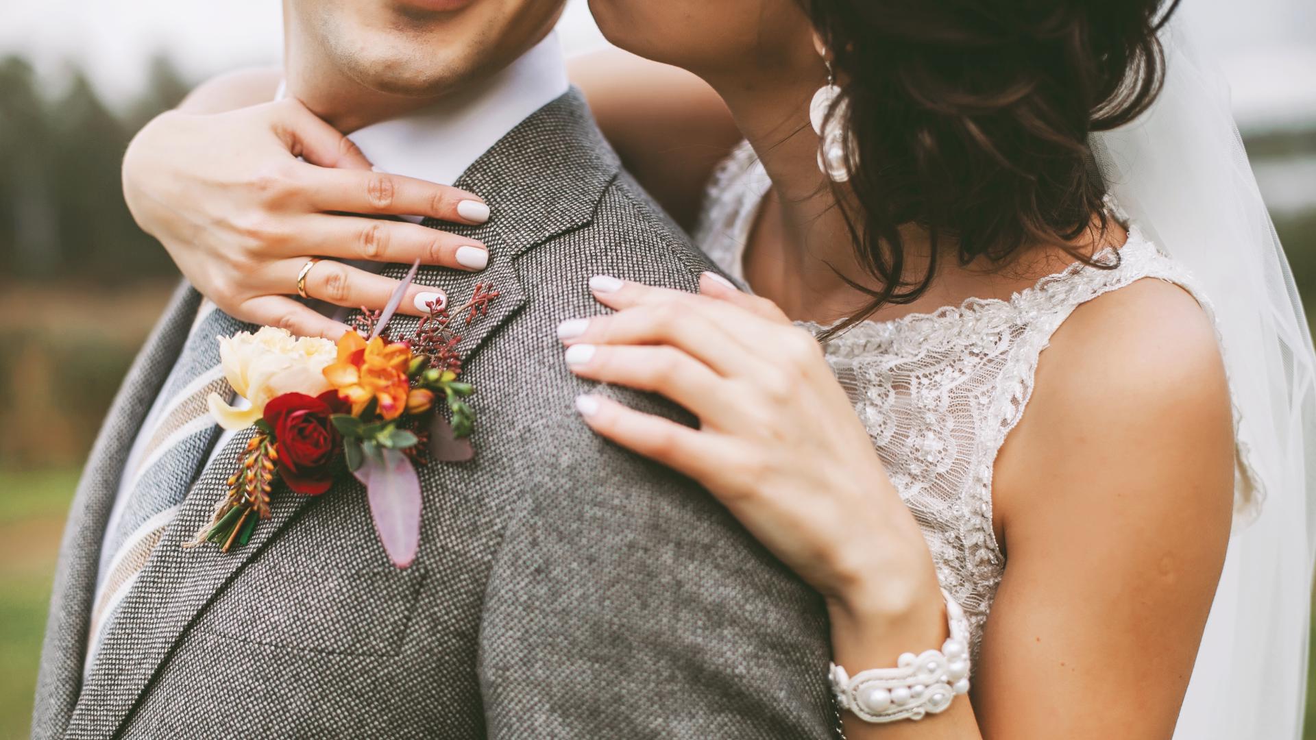 Alyssa Pettinato, owner of Alinato Events, shares the hottest wedding trends and inspirations for the Fall season.