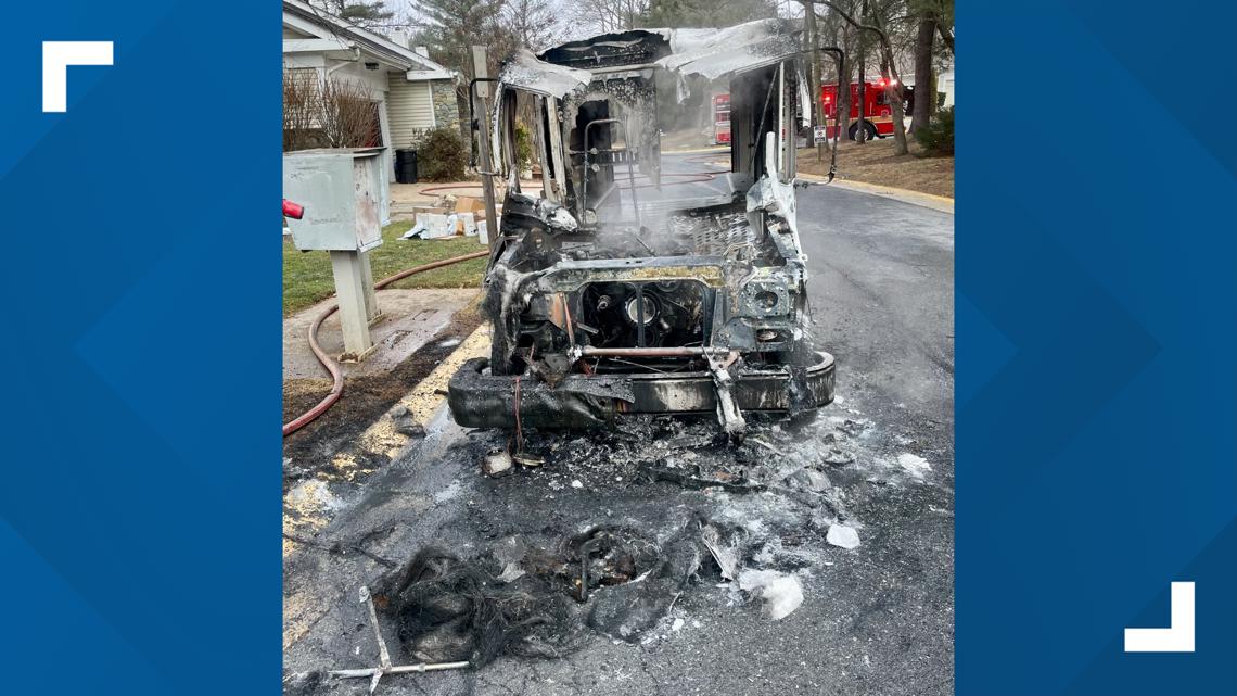 USPS truck catches fire in Montgomery Village, Maryland | wusa9.com