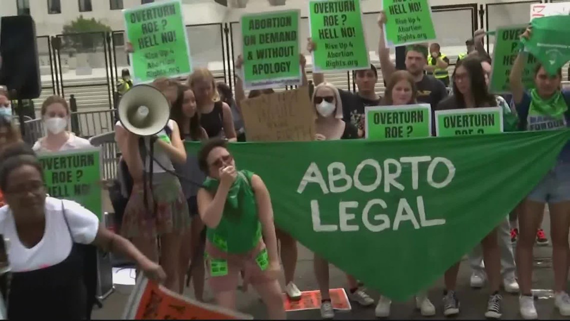 Community, protestors respond to Supreme Court's decision to overturn Roe v. Wade