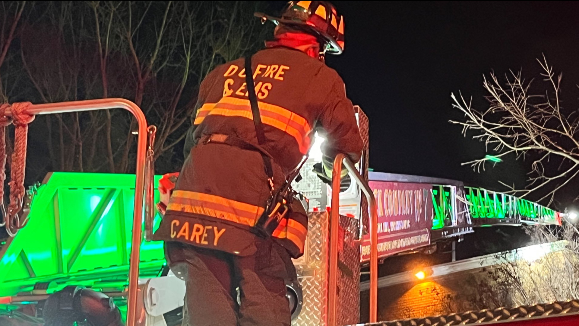 Residents displaced after apartment fire in Southeast DC | wusa9.com