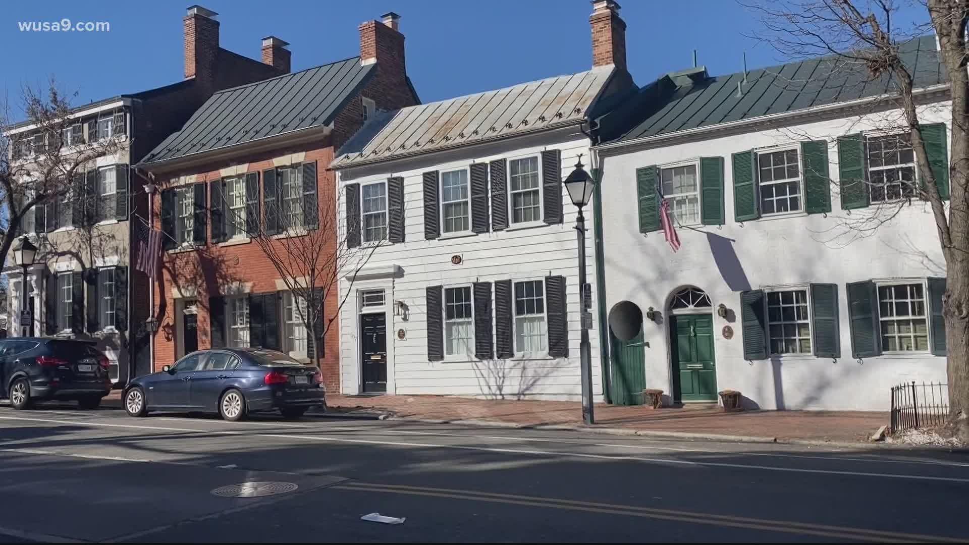 Ariane Datil tours Alexandria with City Councilmember John Taylor Chapman to learn about the unpleasant history of this charming colonial city.
