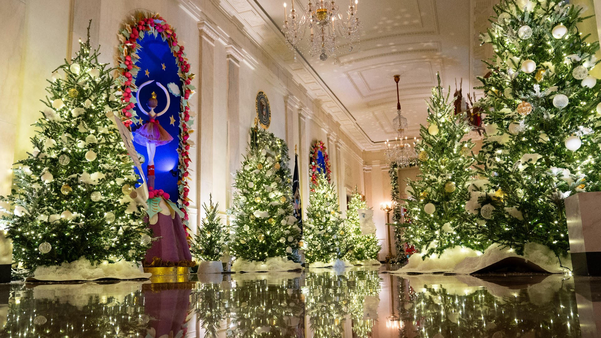 White House Holiday Decor