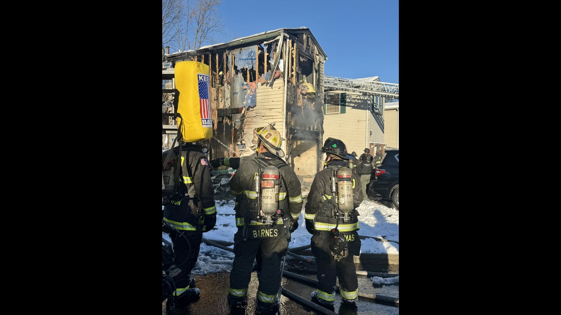 Fire leaves two people without homes, cats dead | wusa9.com
