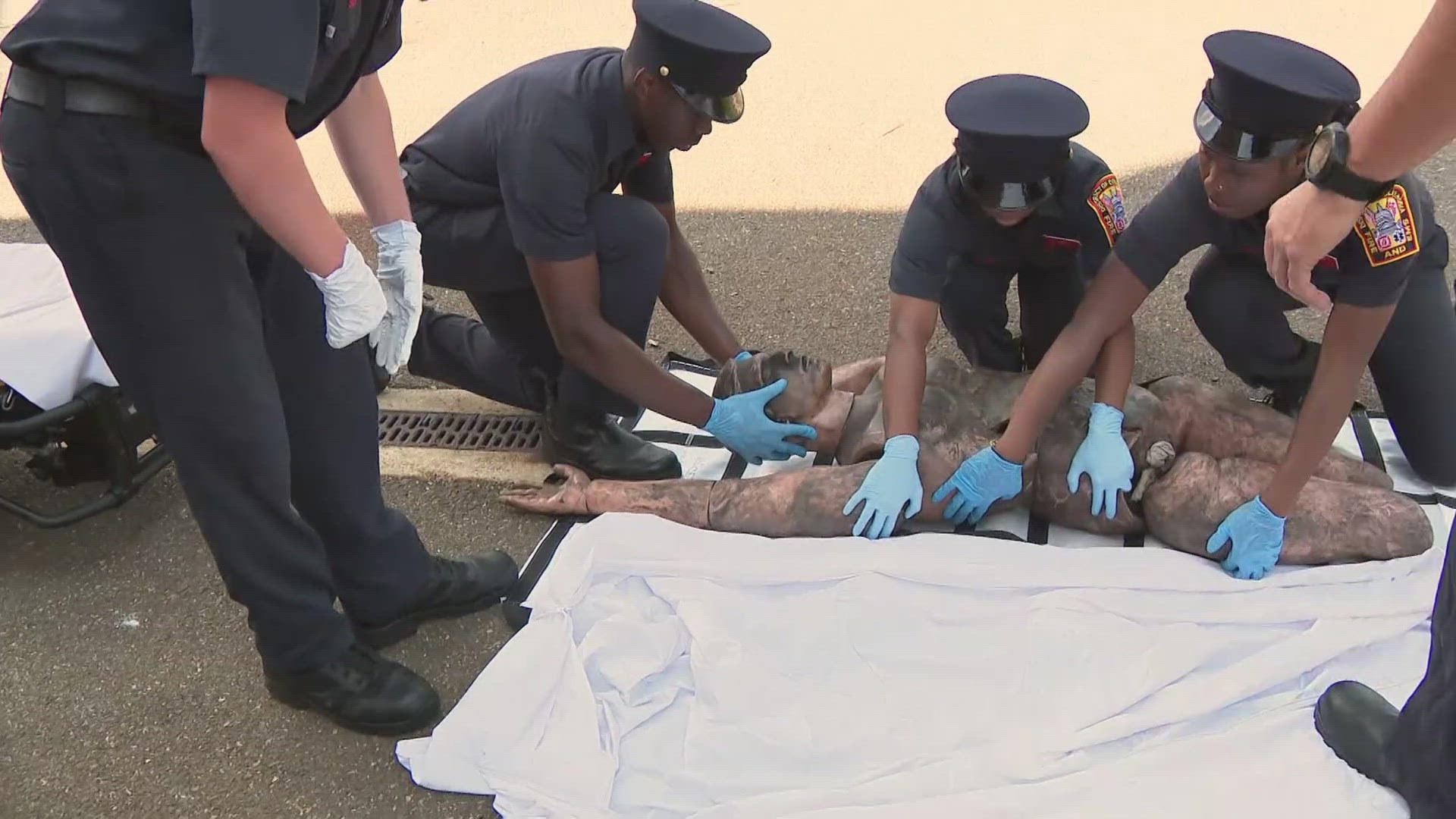 DC Fire and EMS unveils new heat stroke treatment | 'Ziplock bag