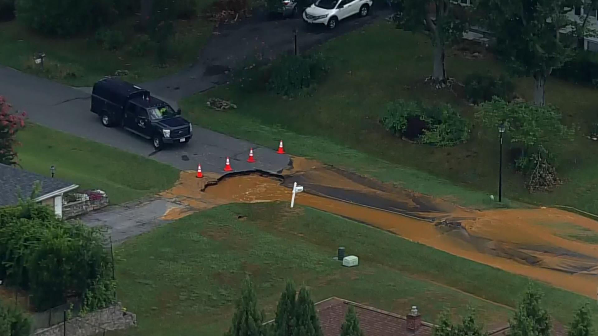 Water main break closes road in Montgomery County | wusa9.com