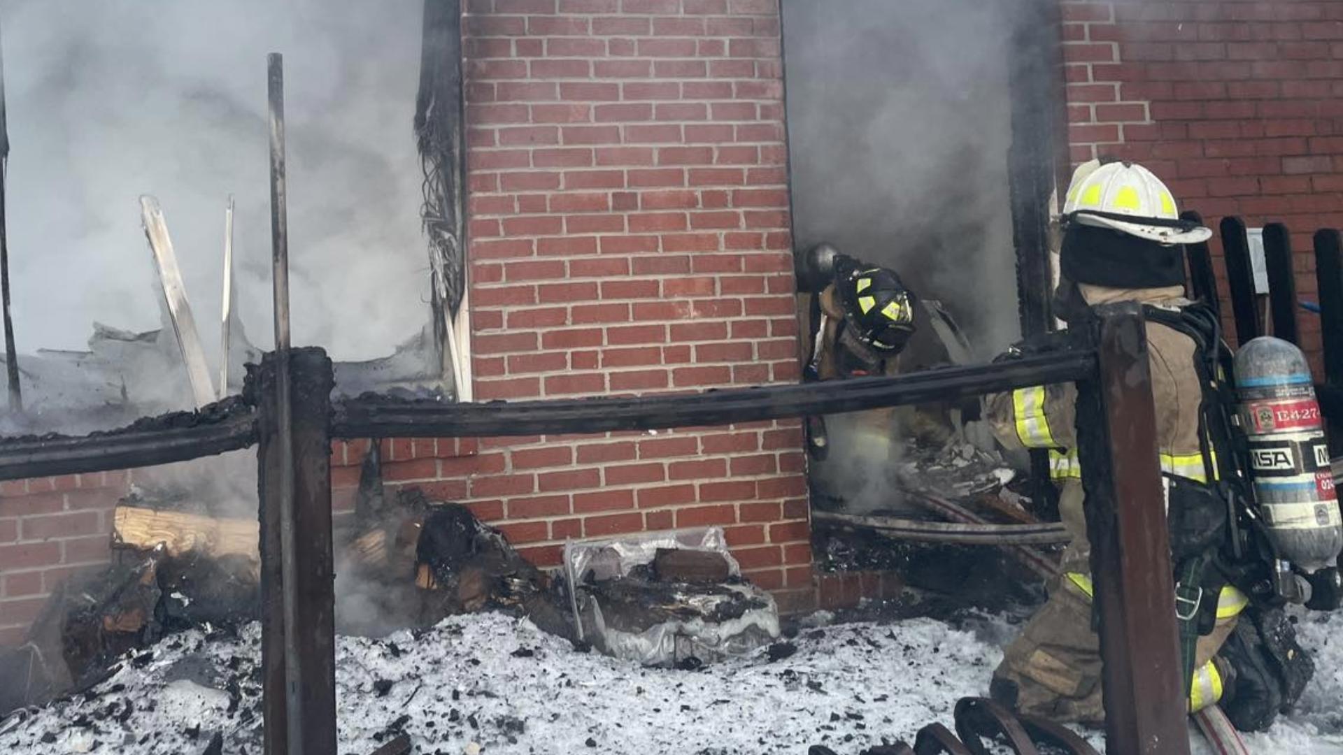 4 taken to hospital after Fairfax County house fire | wusa9.com
