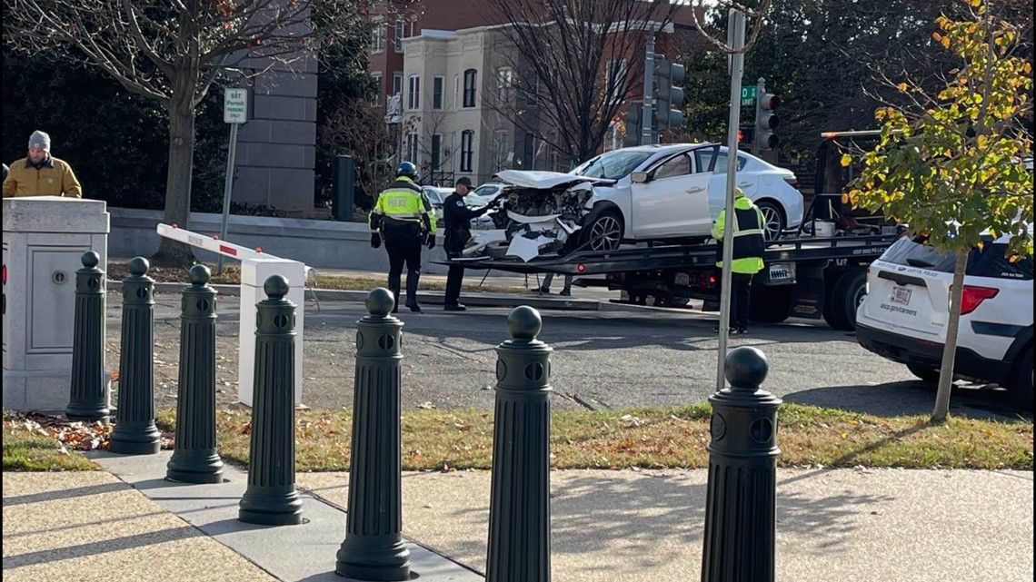 Car Crashes Into Barricade Near Us Capitol 