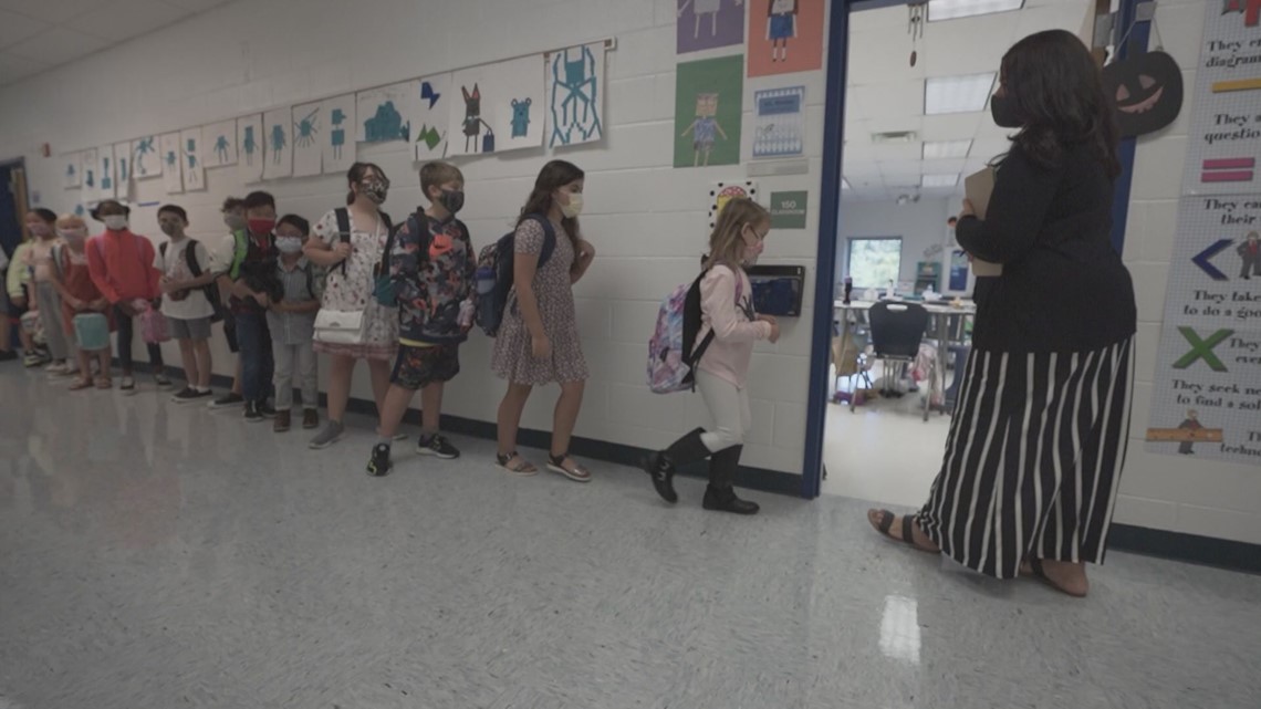 School districts across DMV experiencing teacher shortages