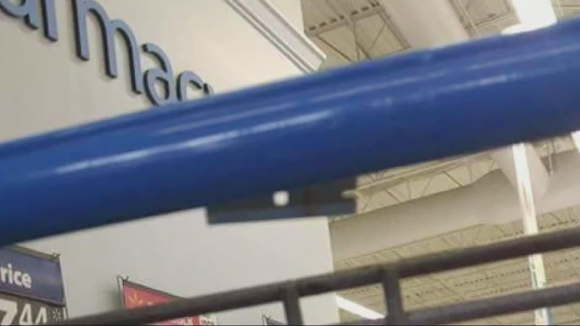 Verify Are razor blades stuck on grocery carts?