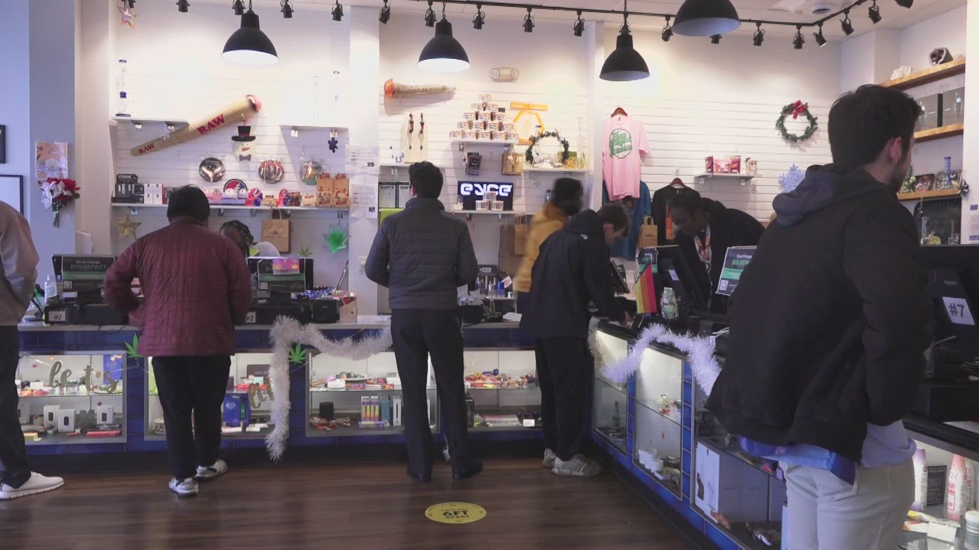 The D.C. council unanimously passed emergency legislation that could penalize unlicensed gifting shops that have not applied to the city’s medical marijuana program.