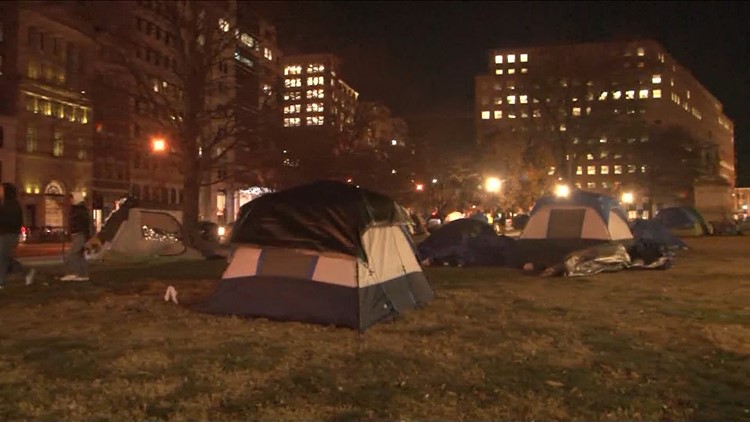 DC groups assist unhoused people in downtown