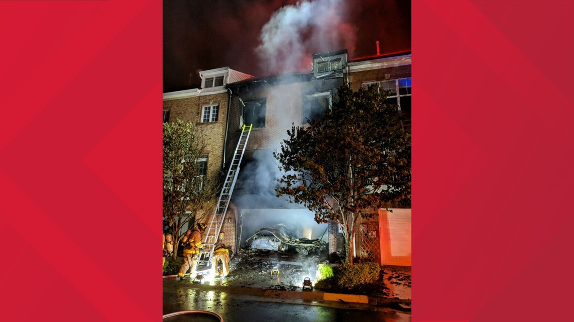 Herndon townhouse 2alarm fire Fairfax County