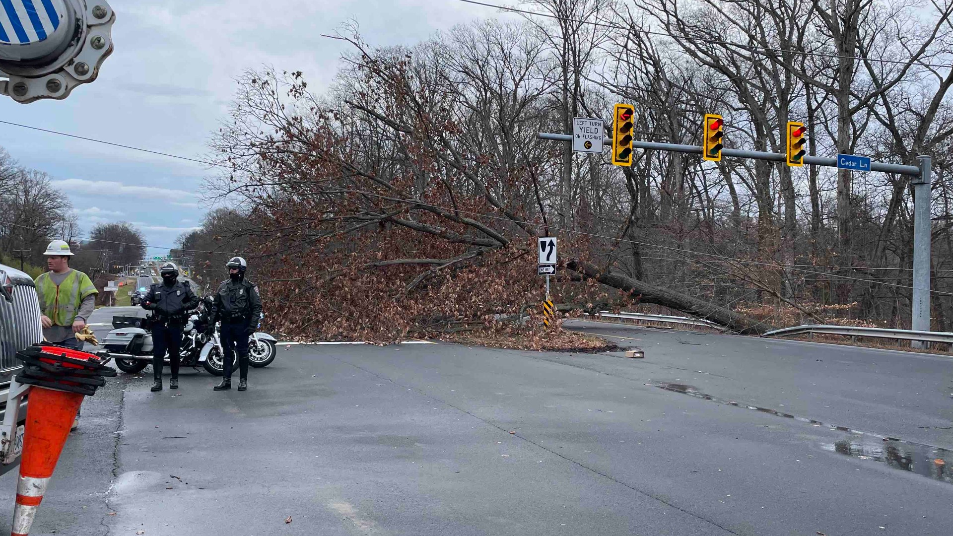 DMV Weather: Wind And Rain Monday Makes Messy Morning | Wusa9.com