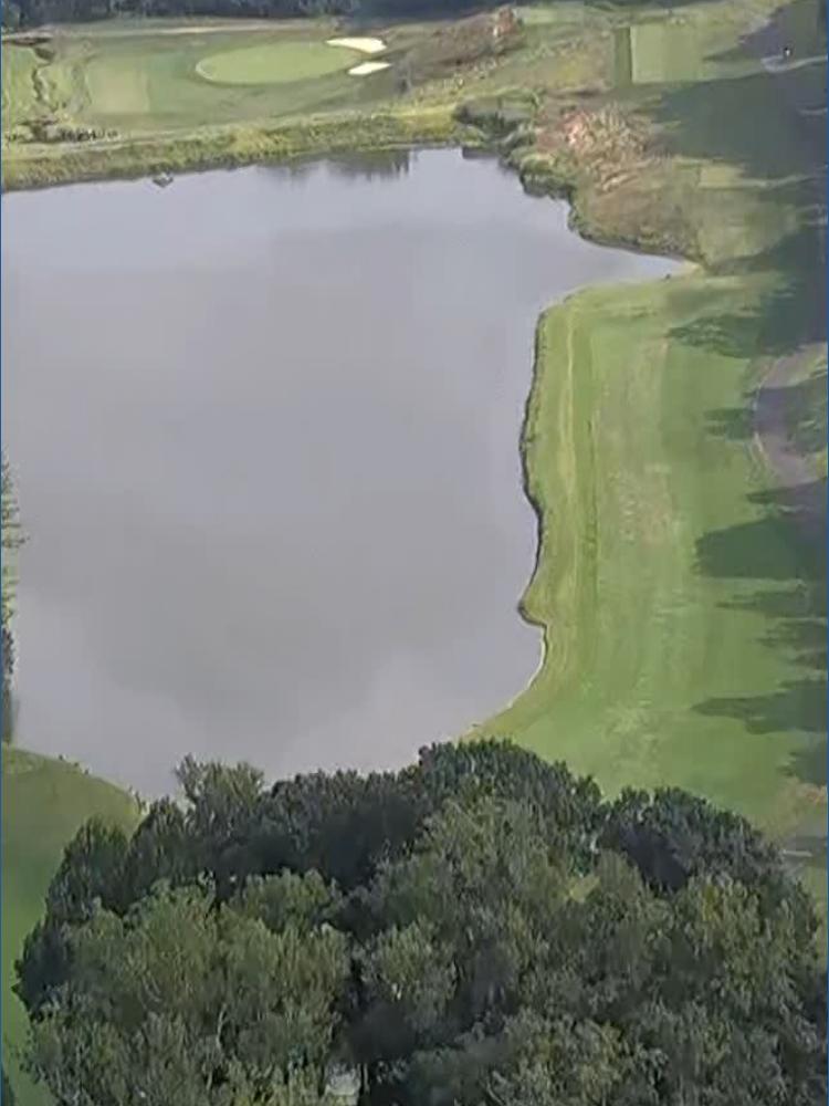Woman nearly drowns at Loudoun Co. golf course in Purcellville | wusa9.com